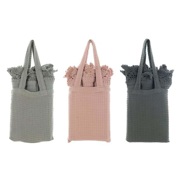 BAG WITH 3 KITCHEN  TOWELS