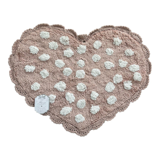 HEART- SHAPED RUG WITH CROCHET